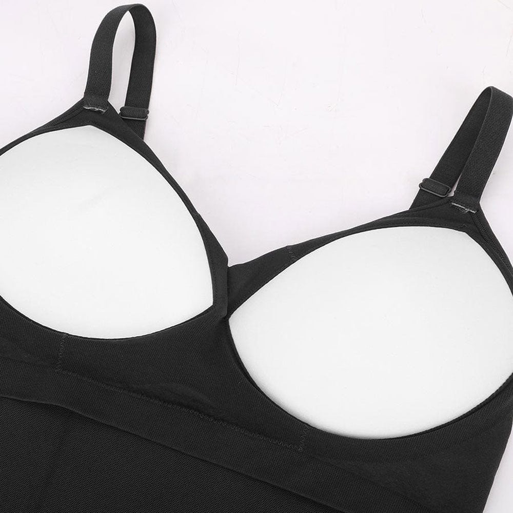 Bezvīļu bodija detaļa – elastīgs audums un krūšu atbalsta zona