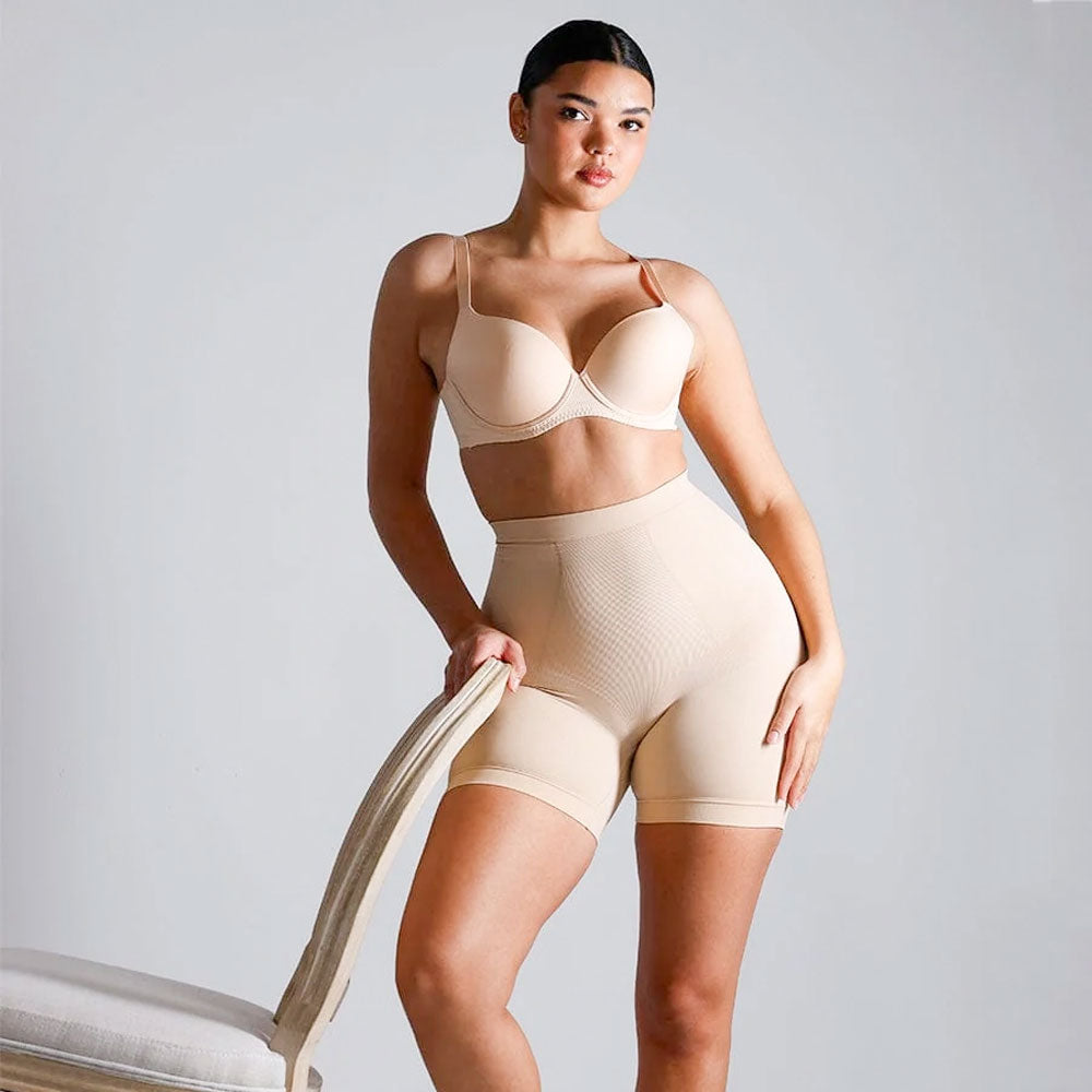 Sieviešu boyshort biksītes ar vieglu kompresiju – gaiši bēšā krāsā, shapewear